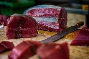 E’ piu pregiato il tonno rosso o il pinna gialla ?