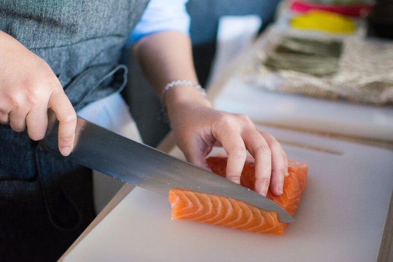 Salmone rosa, siamo sicuri che sia il suo vero colore ?