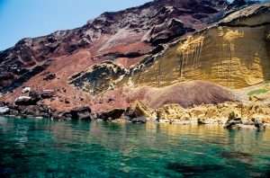 Linosa, un’isola vulcanica incontaminata