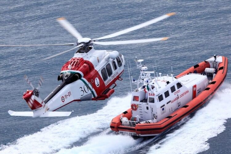 Maxi operazione della Guardia Costiera a contrasto della pesca abusiva dei datteri di mare.